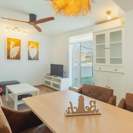 Cadizz - El Faro Del Manteca Ii Apartment *